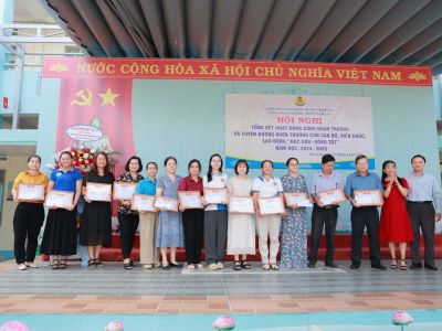 Hội nghị tổng kết hoạt động công đoàn trường và tuyên dương khen thưởng con cán bộ, viên chức, lao động 